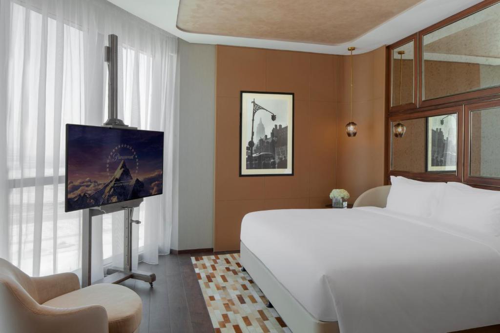 Сьюит (Люкс Don Corleone), Отель Paramount Hotel Dubai