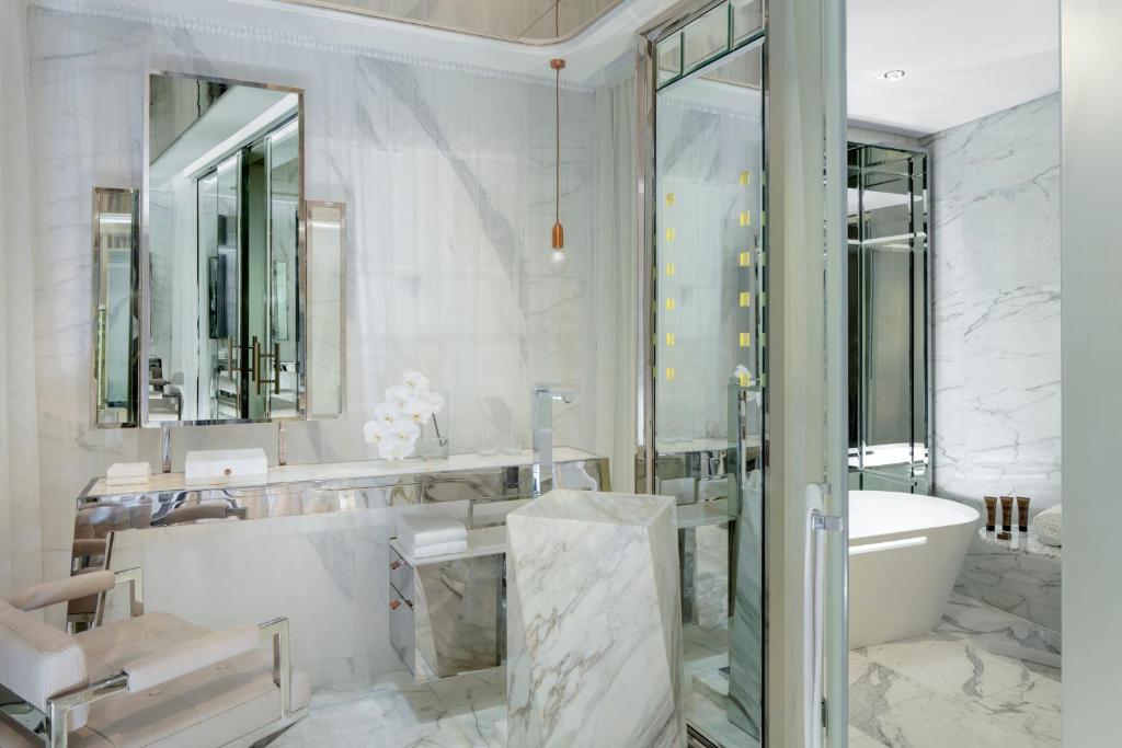 Сьюит (Люкс Charleston), Отель Paramount Hotel Dubai