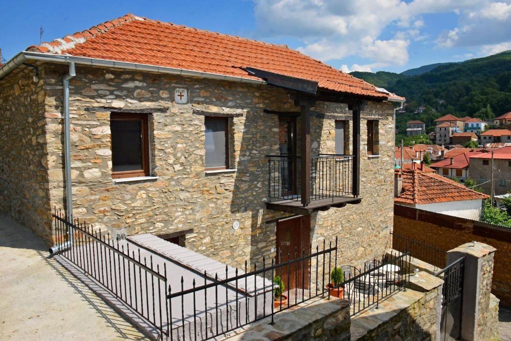 Traditional Stone Villa "To Petrino" photo 2