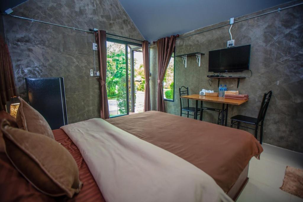 BR2 House Resort