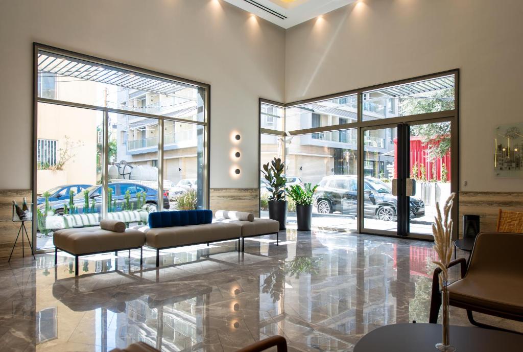 ZUR Studios and Suites photo 3