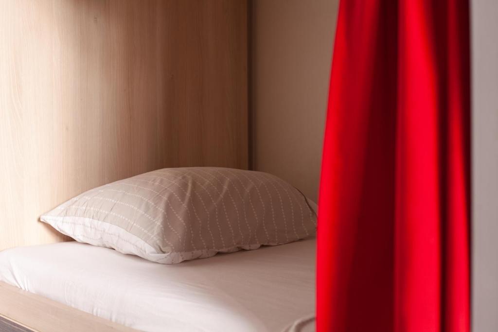Urban Hostel & Apartments photo 2
