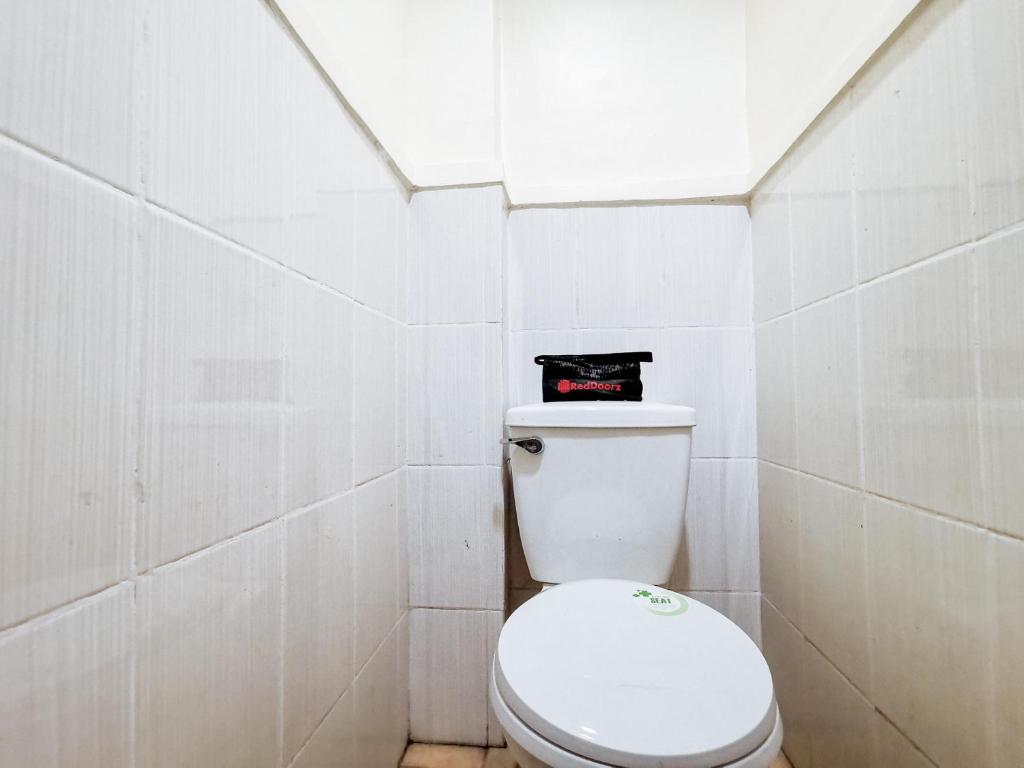 Трехместный (Трехместный номер), RedDoorz Plus near Ateneo de Davao