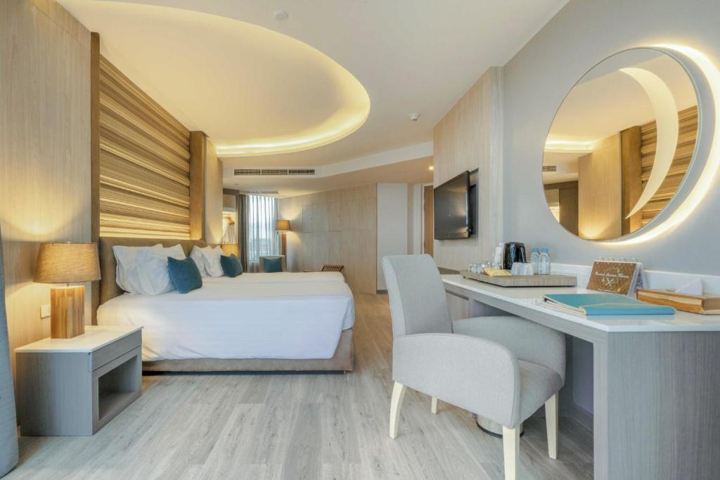 Двухместный (Двухместный номер Делюкс Dara с 1 кроватью), Отель Cape Dara Resort