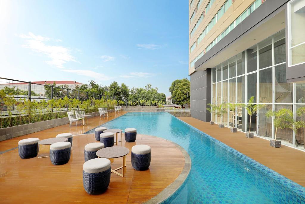 Mercure Makassar Nexa Pettarani - Tap to explore photos