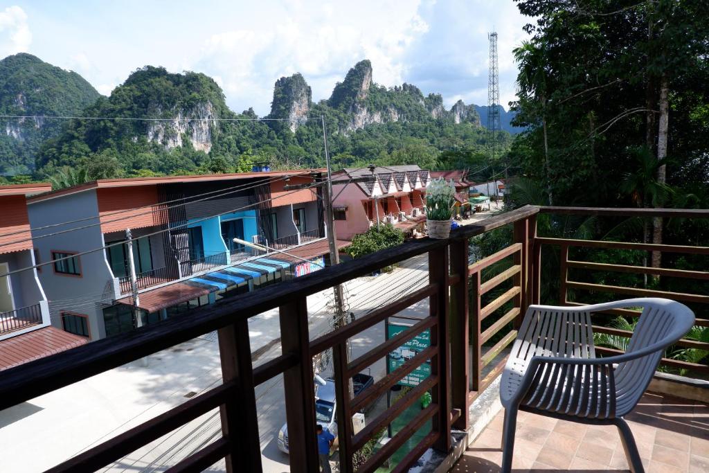 Двухместный (Улучшенный двухместный номер с 1 кроватью), Отель Khao Sok Nature Place