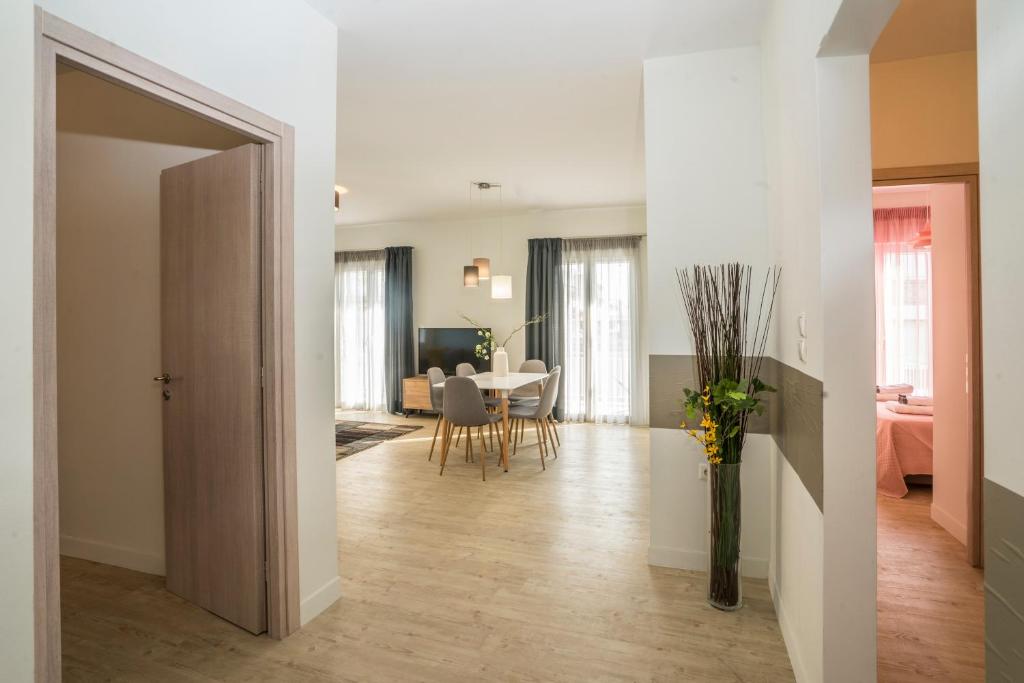 Апартаменты (Апартаменты с 3 спальнями), Athens Morum City Apartments
