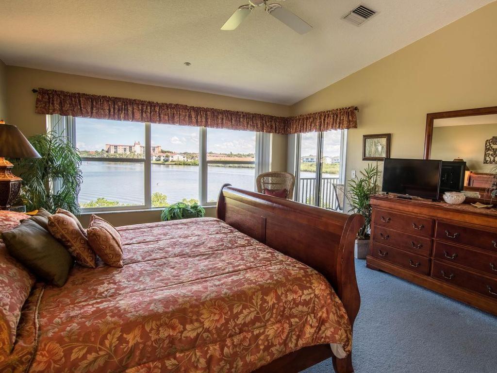 Gulf Retreat 2: Magnificent Water Views, Steps to Beach, None Cleaner, None Nicer! photo 2