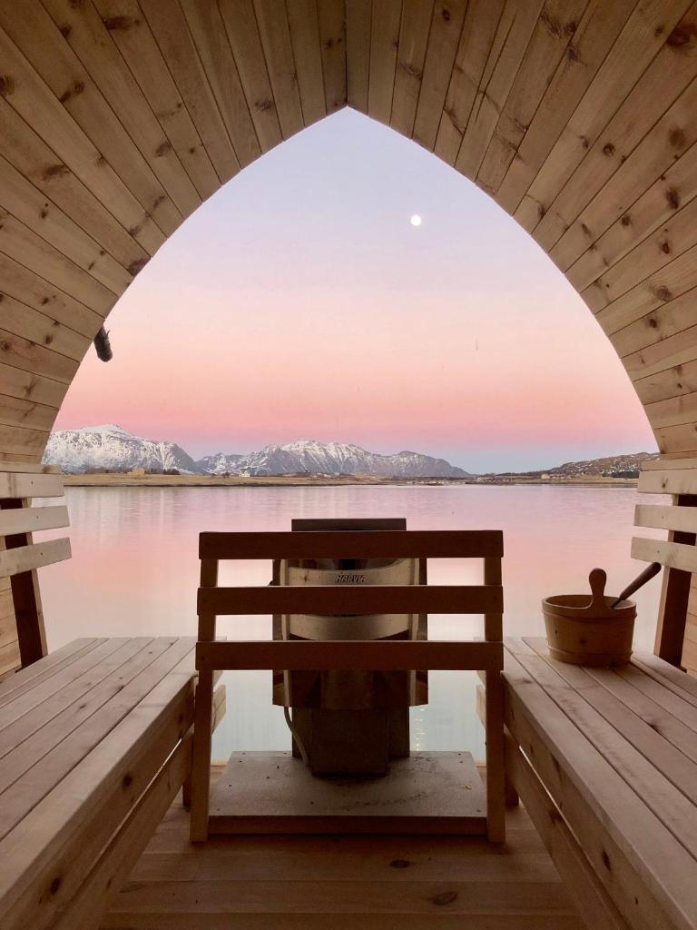 Lofoten Basecamp photo 4