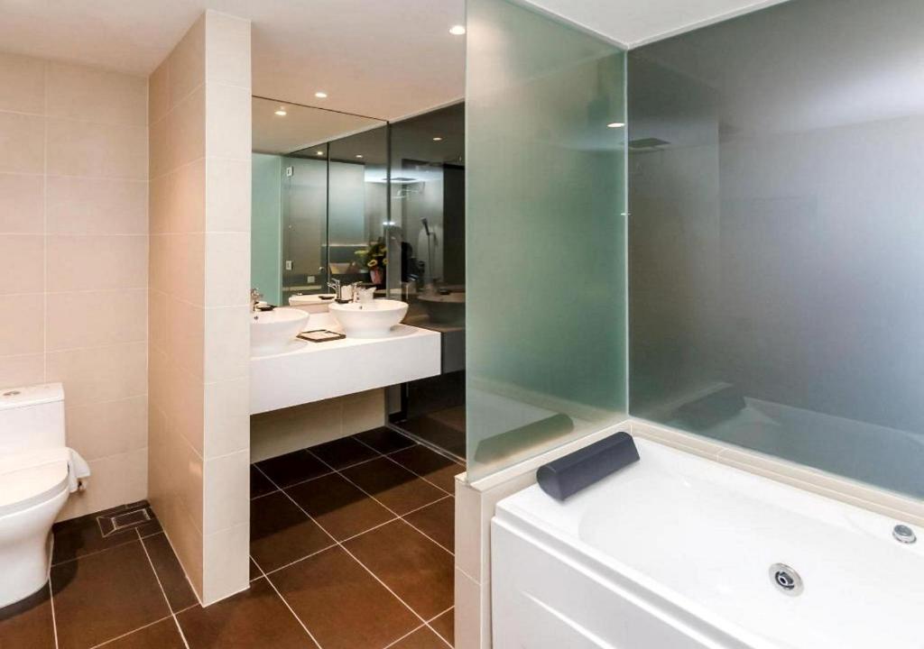 Solid Hotels photo 2