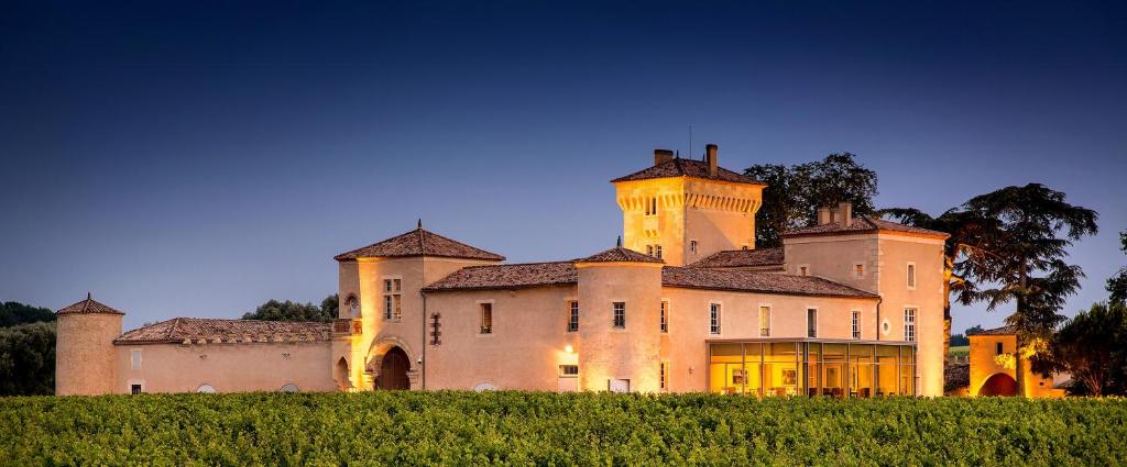 Château Lafaurie-Peyraguey Hôtel & Restaurant LALIQUE photo 2