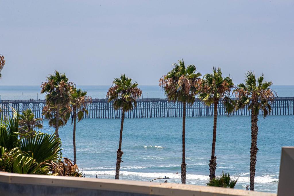 Penthouse Condo w/ Panoramic Ocean Views at Beach Resort photo 2