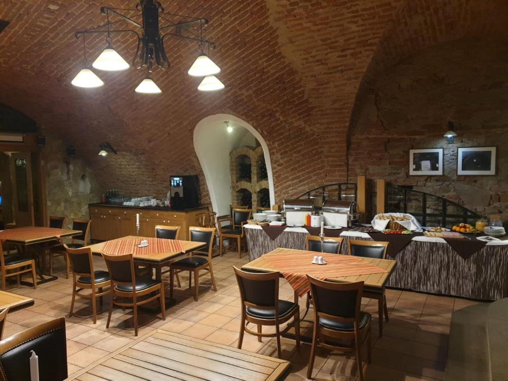 Hotel Koníček photo 2
