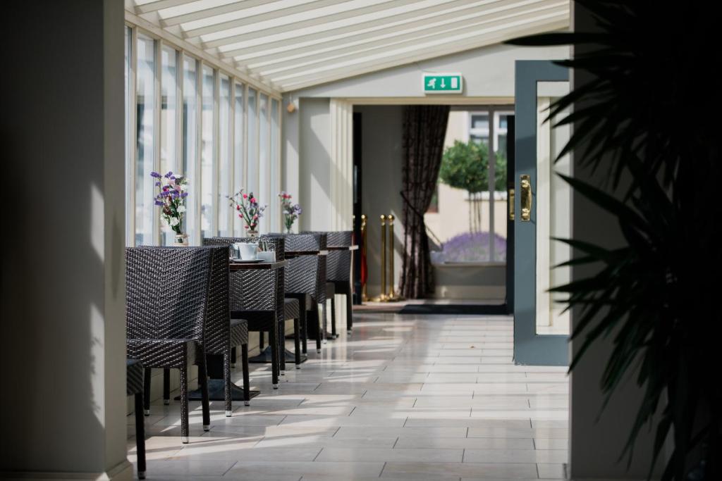 The Abbeyleix Manor Hotel photo 4