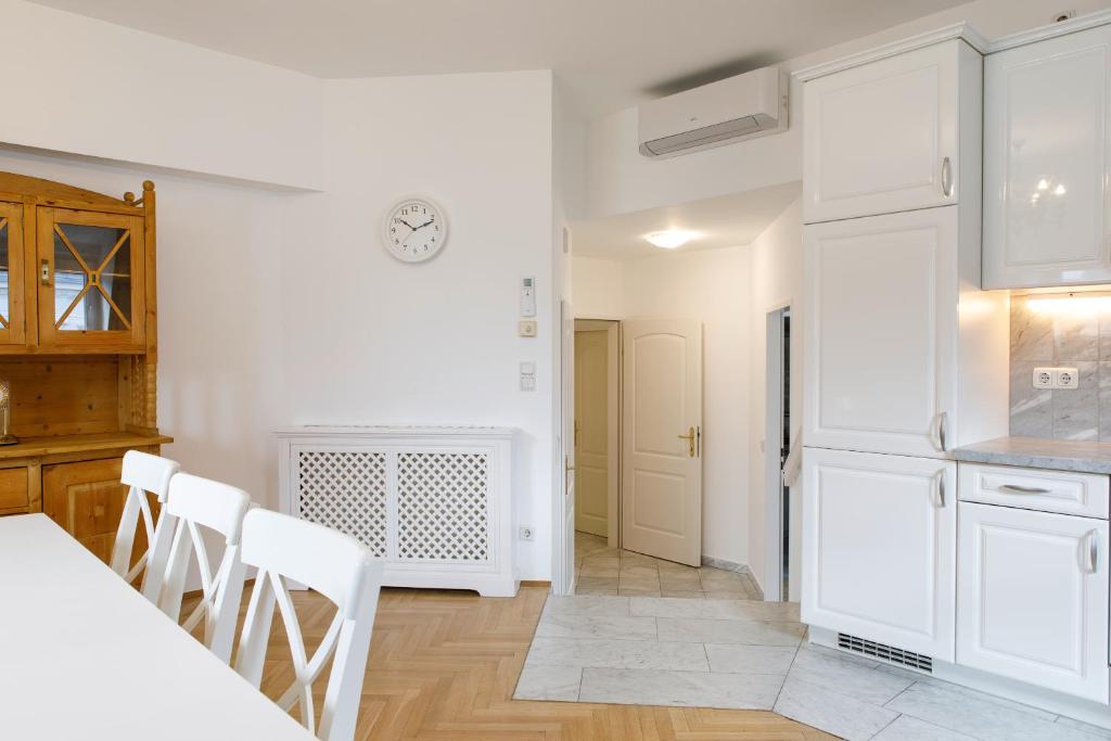 Апартаменты (Apartment - Split Level Classic Loft  28), Vienna-flats 13
