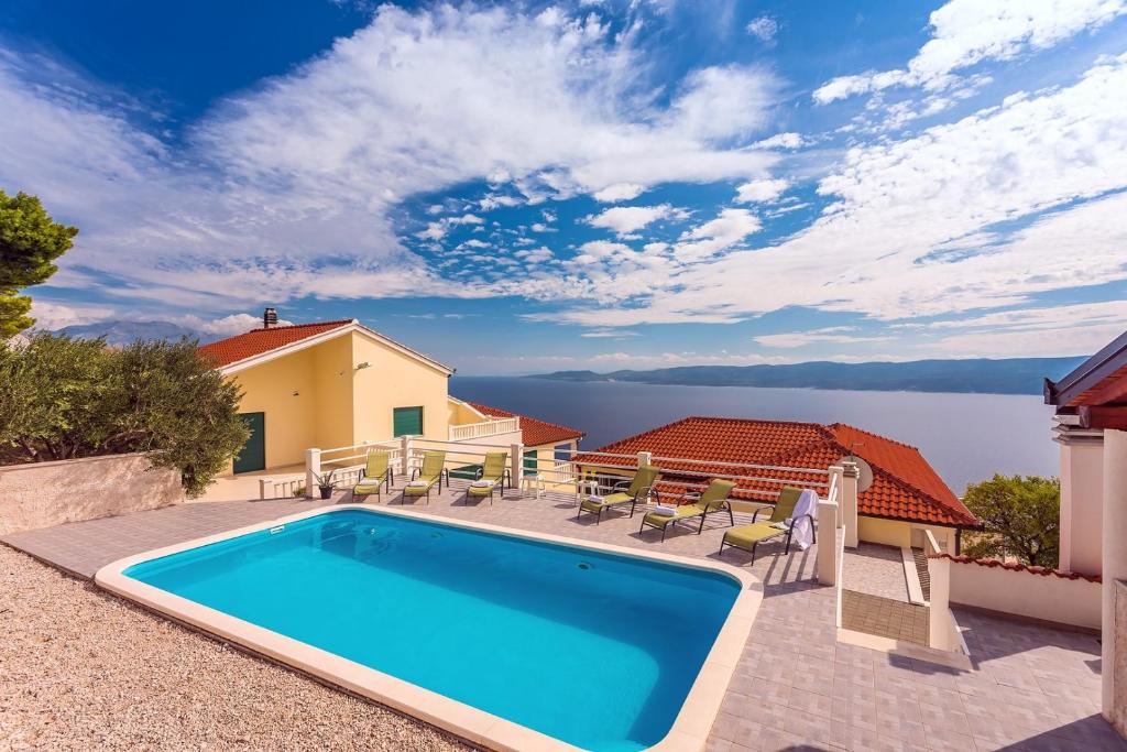 VILLA MASLINA, with private 32m2Pool, panoramic views on 100km coastline, 12 pax photo 3