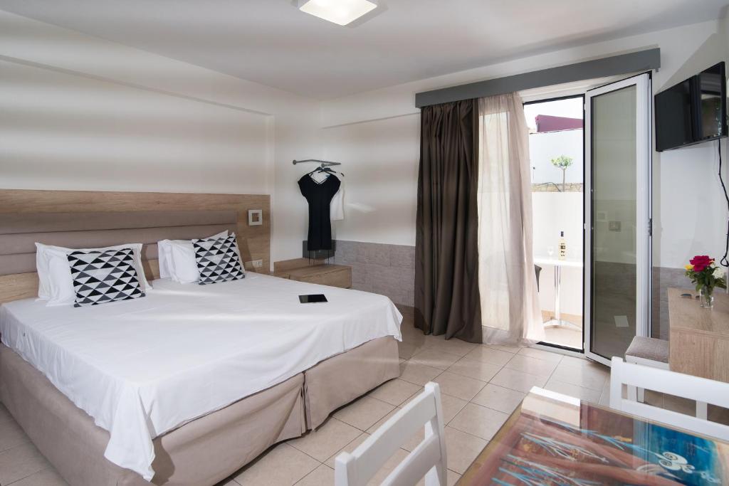Vagelis Apartments Malia photo 2