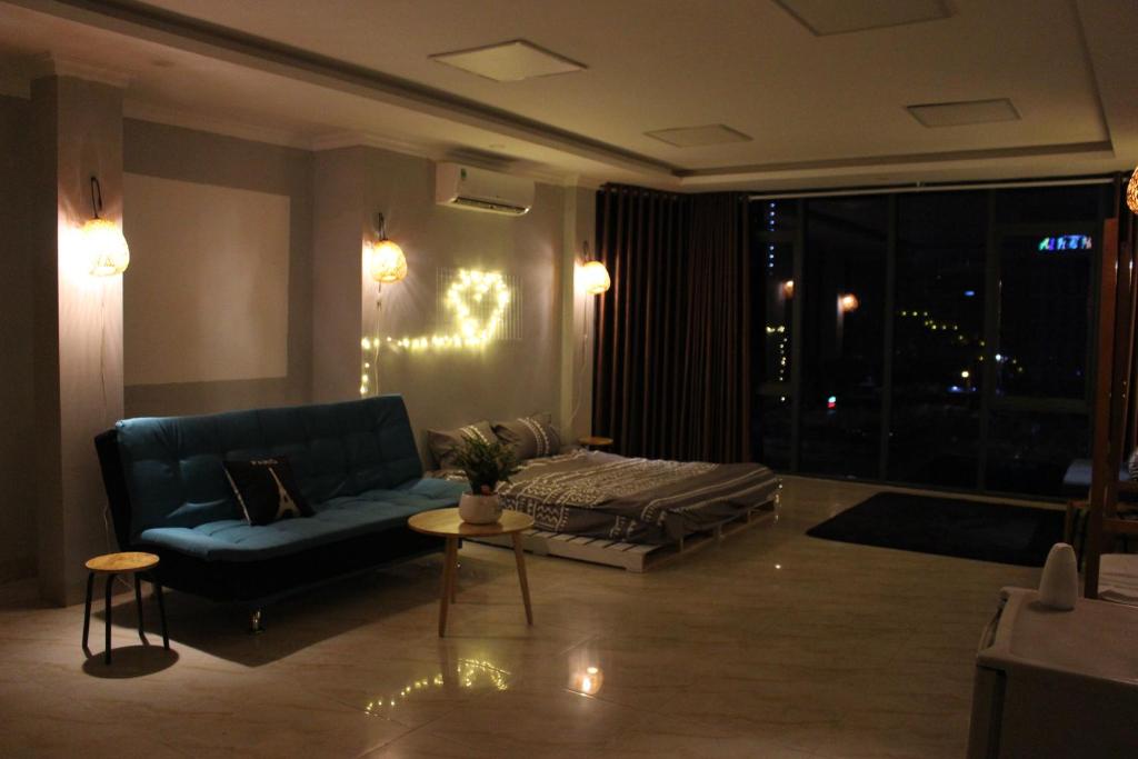 Семейный (Семейный номер с ванной комнатой), Amazing stay- homestay, city view, near center Hanoi, NK Cau Giay