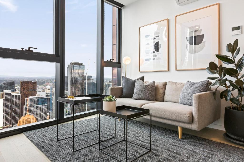Luxuria Apartments - Avant photo 2