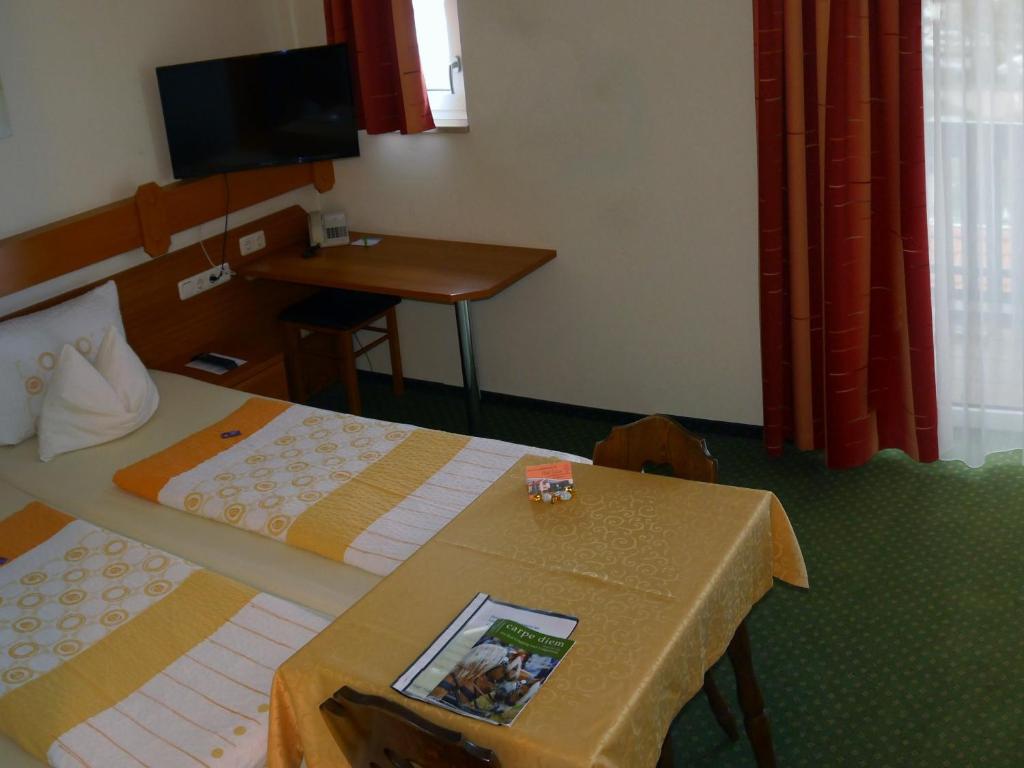 Hotel Fortuna photo 1