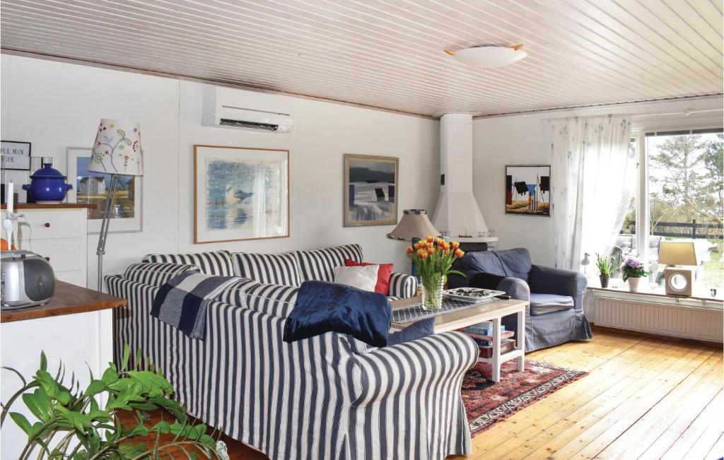 Stunning Home In Skivarp With 2 Bedrooms, Sauna And Wifi photo 1