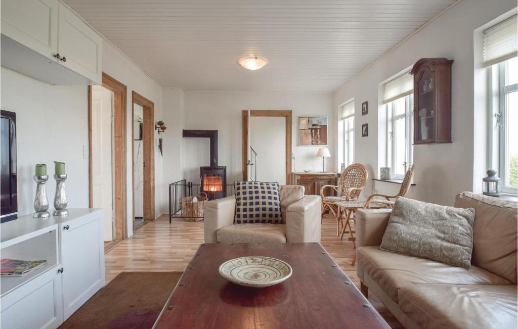Amazing Home In Tranekr With 3 Bedrooms And Wifi photo 2