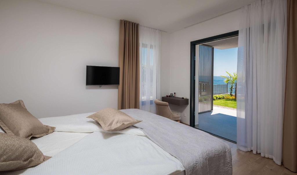 Villa Four Brothers - Exclusive Apartment photo 1