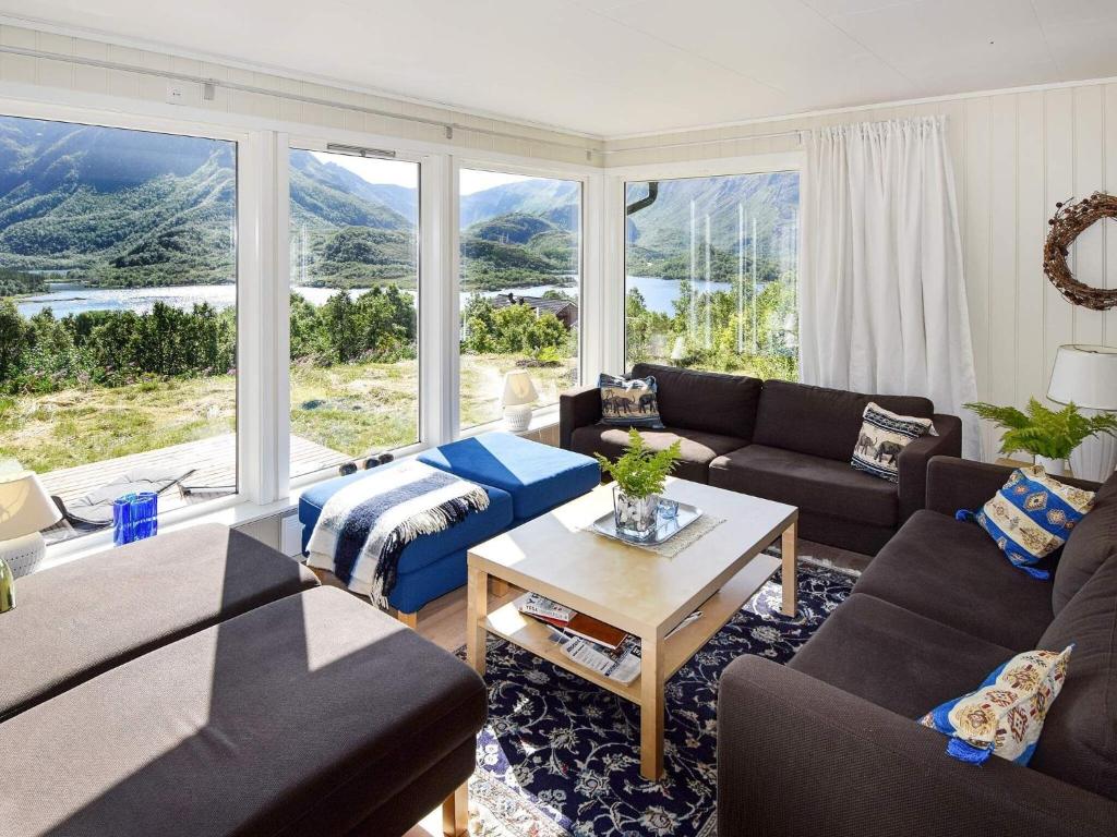 4 star holiday home in Hennes photo 4