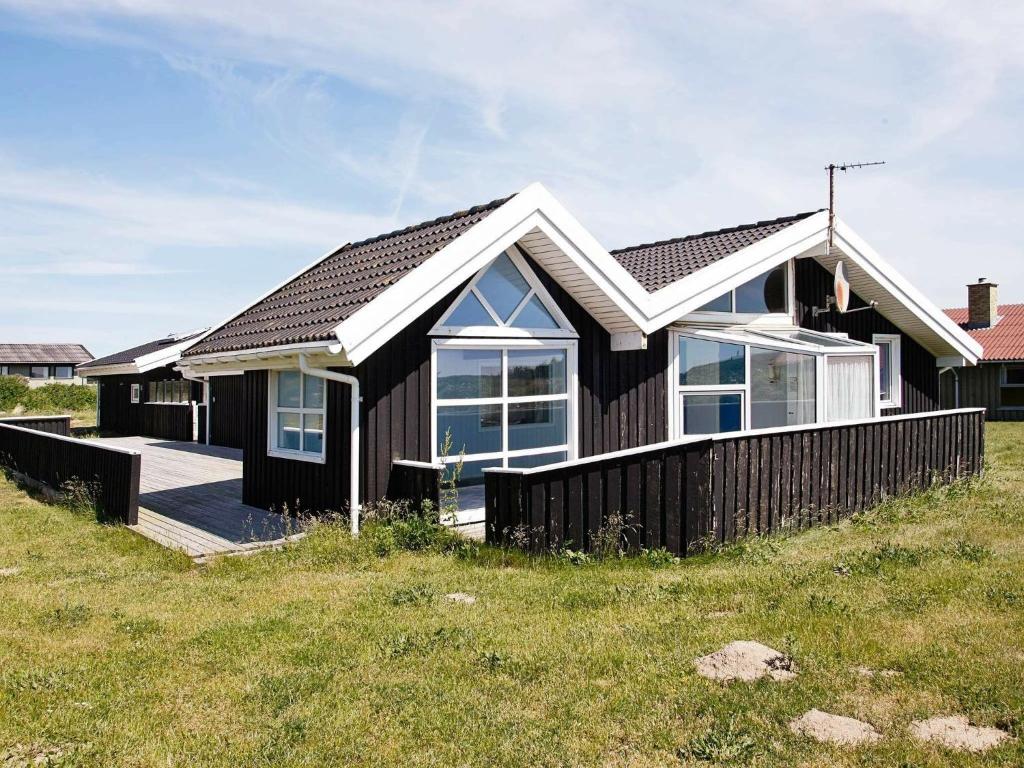 Four-Bedroom Holiday home in Løkken 28 photo 1