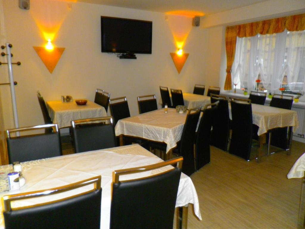 Astra Hotel photo 3