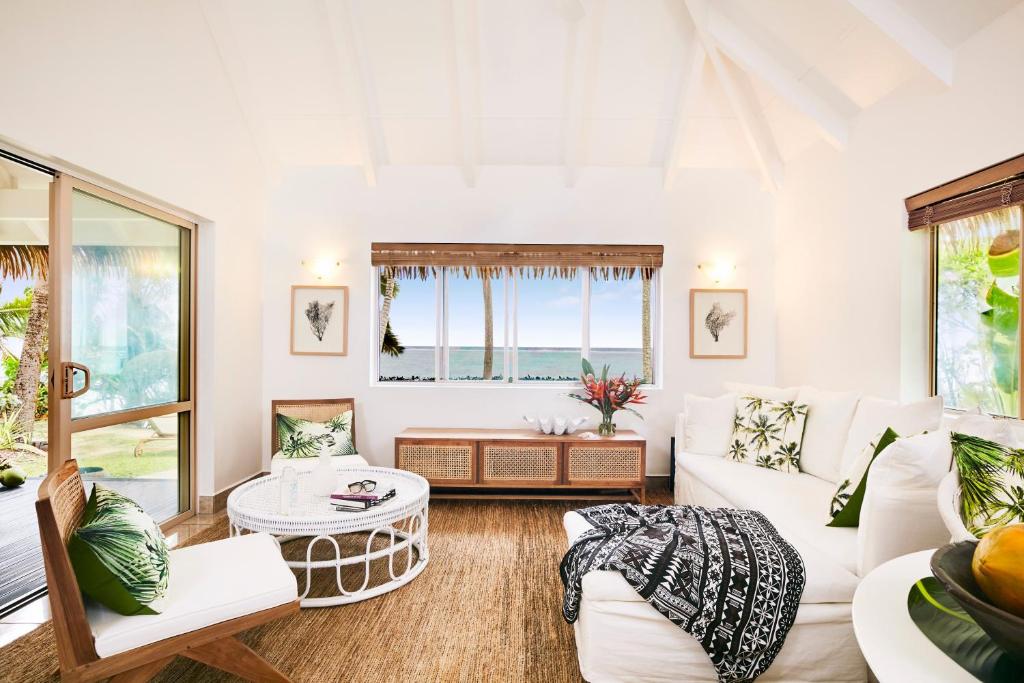Motu Beachfront Art Villas photo 2
