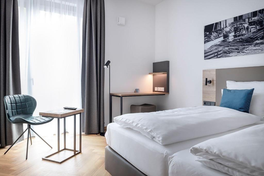 ECOME Hotel photo 4