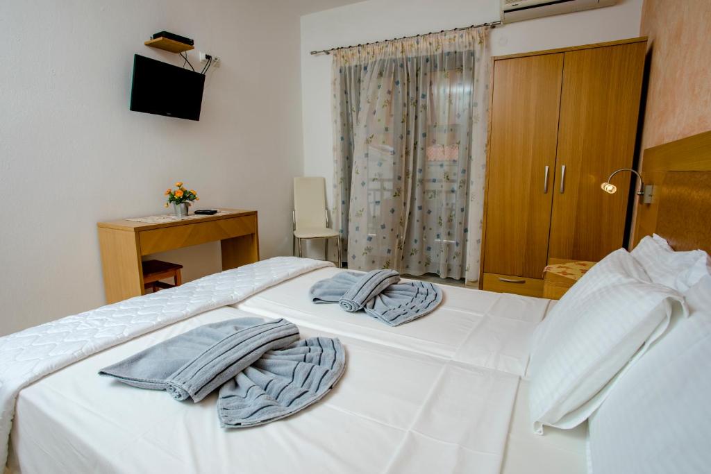 Maik Apartments photo 3