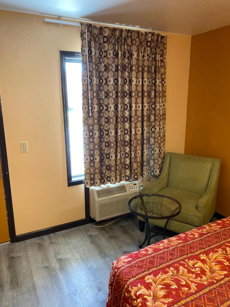 Deluxe Inn Hardeeville photo 3