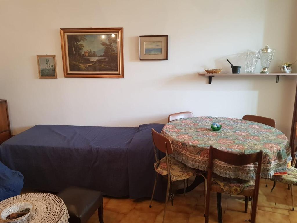 Casa tranquilla e luminosa con terrazzo a due passi dal mare photo 4