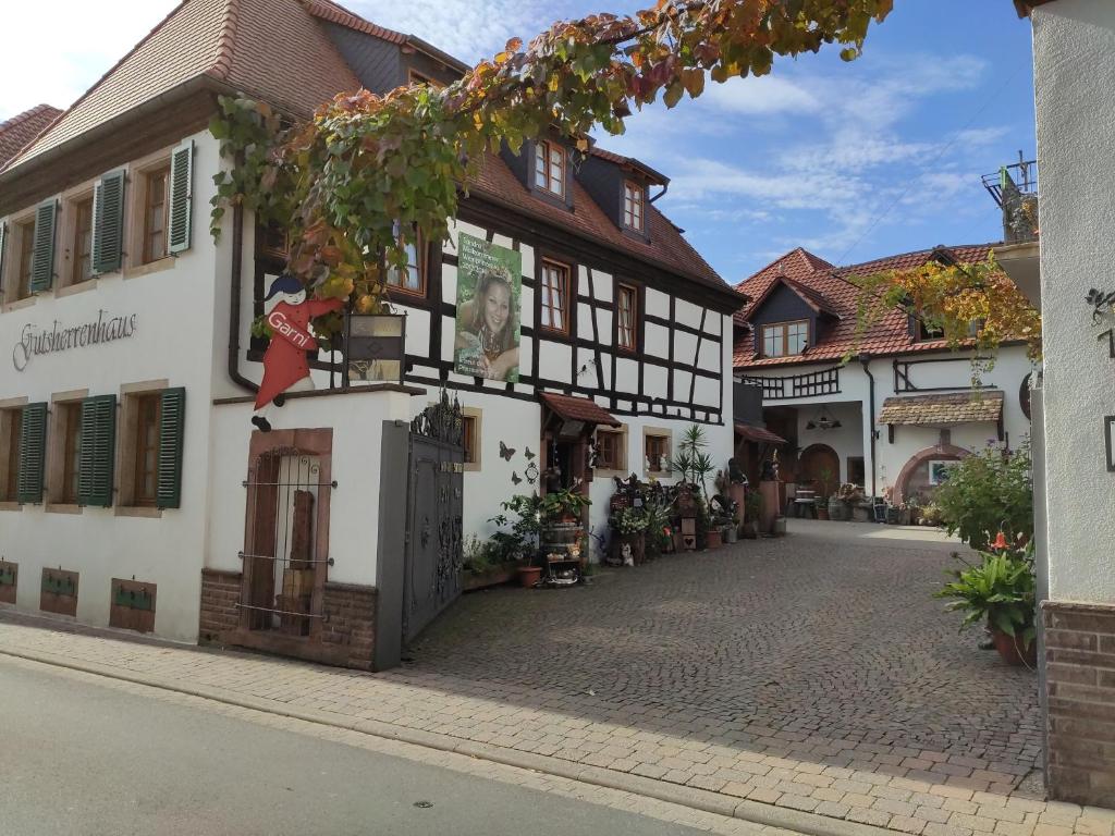 Gutsherrenhaus photo 1