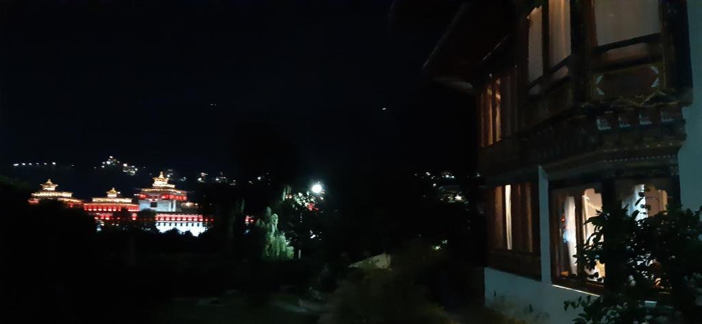 Kisa Villa photo 3