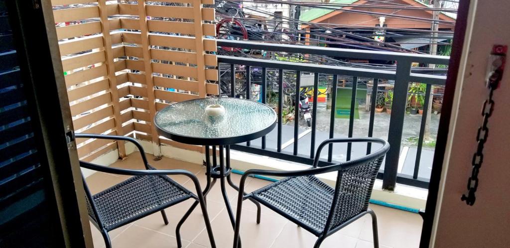 Двухместный (Двухместный номер с 1 кроватью и балконом), KANPAI HOTEL