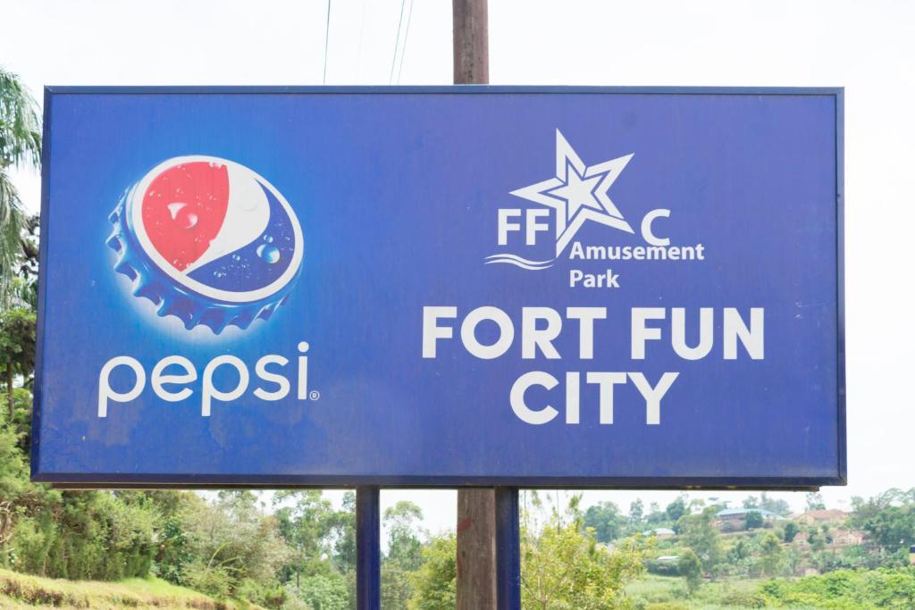 Fort Fun City Hotel Fort Portal photo 4