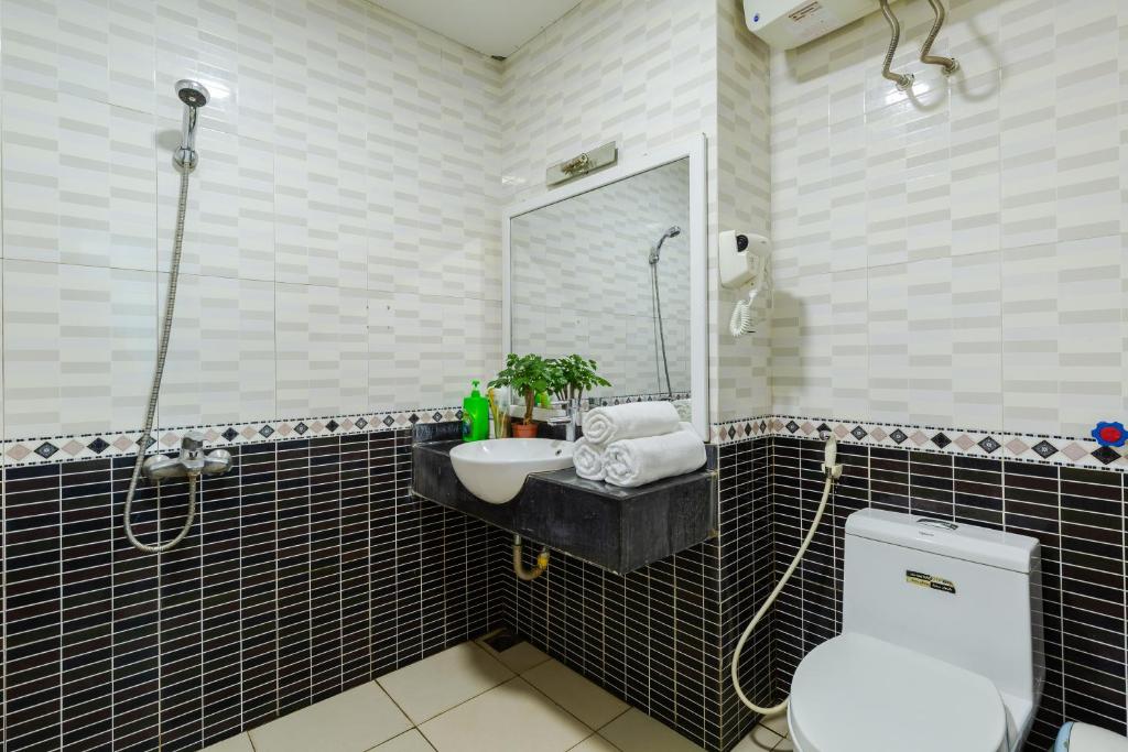 Двухместный (Улучшенный номер с кроватью размера «queen-size»), An Phu Hotel