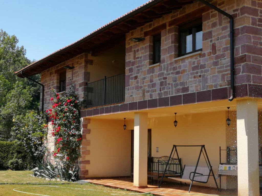 Casa rural LLOSA Planta PRIMERA y Planta BAJA photo 2