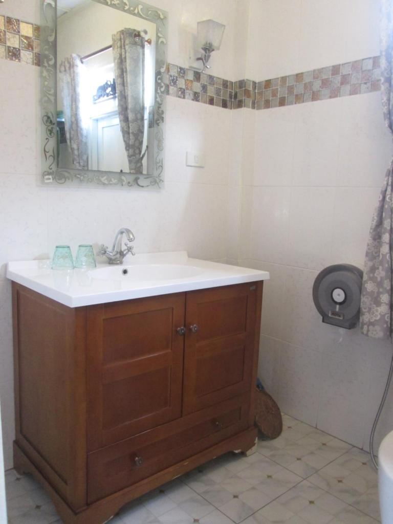 Spacious Private Suite photo 2