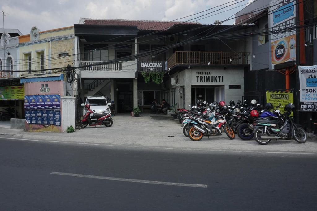 RedDoorz Hostel @ Borobudur Street photo 1