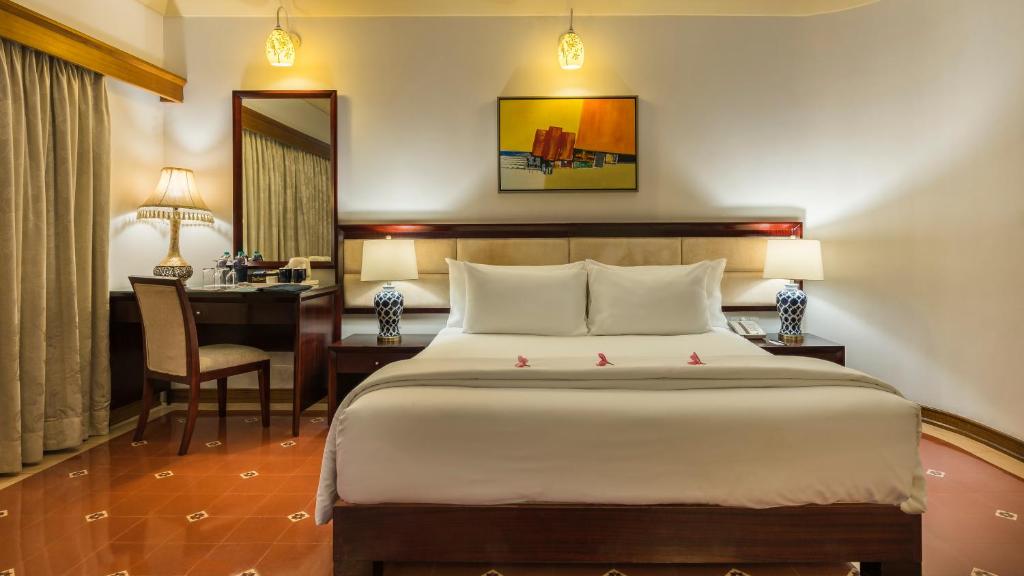 Двухместный (Улучшенный двухместный номер с 1 кроватью), Radisson Blu Resort, Goa