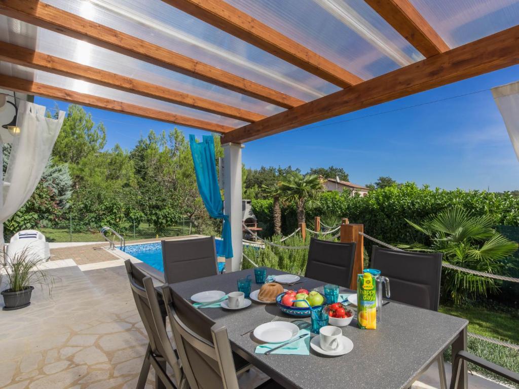 Holiday Home Villa Joy by Interhome photo 1