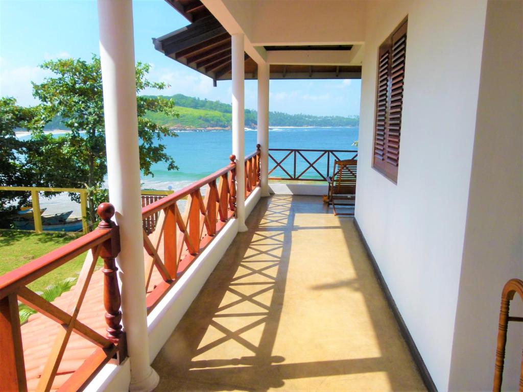 Вилла (Вилла), Beach Villa Lanka