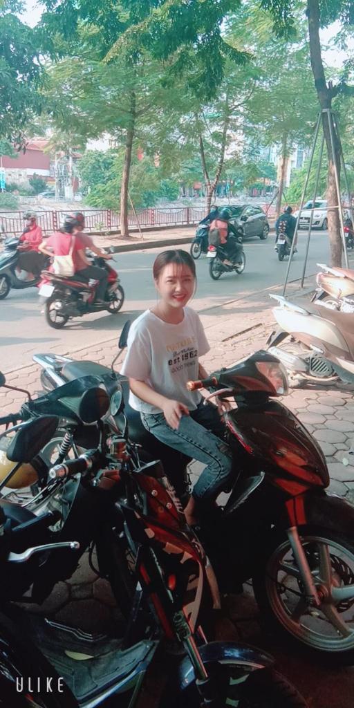 Memoria Cine Room - Separate Room for relax either watching famous movies. Customers can use bar cafe with drink and fast food 24/24