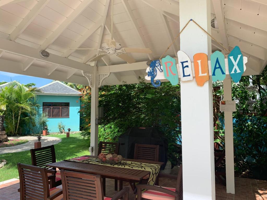 Buccaneer Beach Club photo 3