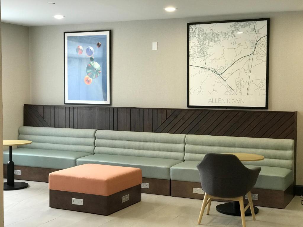 Holiday Inn - Allentown I-78 & Rt. 222, an IHG Hotel photo 1