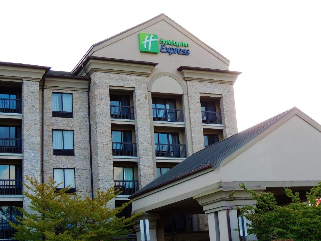 Holiday Inn Express Boone, an IHG Hotel image